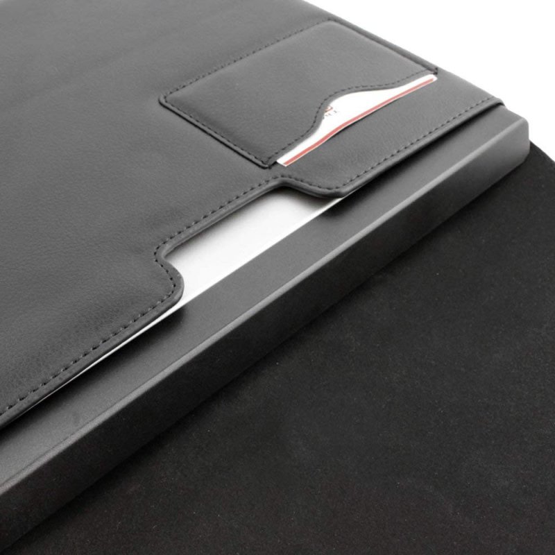 ThinkPad 10 Sleeve Designed by Snugg – Black - obrázek č. 1