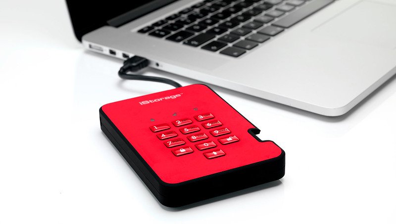 diskAshur2 SSD 256-bit 8TB - Red - obrázek produktu