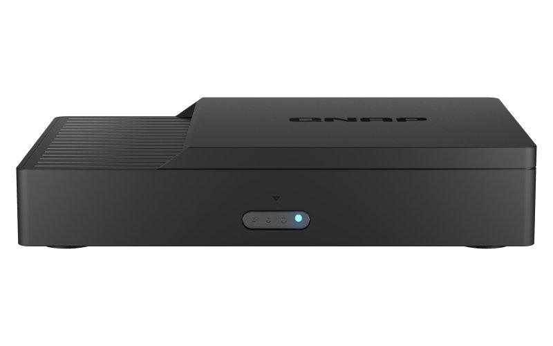 QNAP 4K videokonferenční zařízení KoiBox-100W (1,8GHz, 4GB DDR4 RAM, 1xSATA, 1xGbE, 1xHDMI, WiFi 6) - obrázek produktu