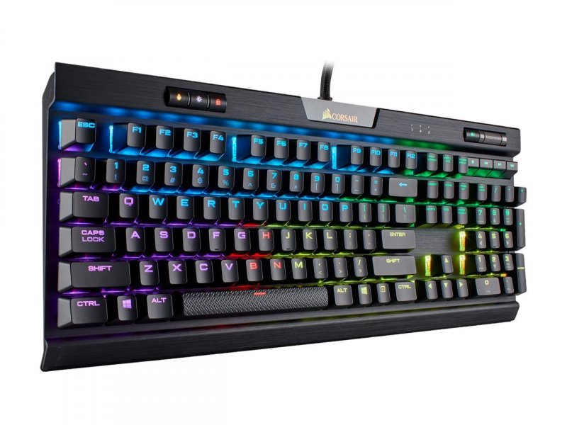 CORSAIR herní klávesnice K70 mk.2 RGB Backlit, US - obrázek č. 4