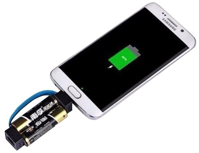 Univerzální nabíječka micro USB drobné elektroniky na tužkové baterie AA, Modrá - obrázek č. 1