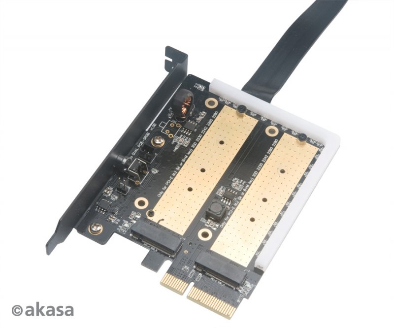AKASA adaptér dual M.2 do PCIex s chladičem RGB - obrázek č. 2