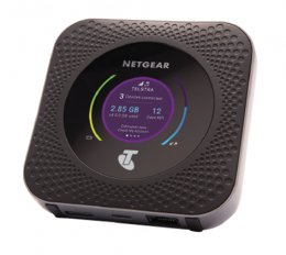 NETGEAR Nighthawk M1 Mobile Router, MR1100  (MR1100-100EUS)