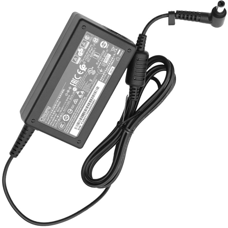 Napájecí adaptér orig. GIGABYTE 65W 19V - obrázek produktu