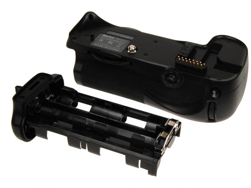Meike bateriový grip MB-D10 pro Nikon D300, D300s, D700 - obrázek č. 3