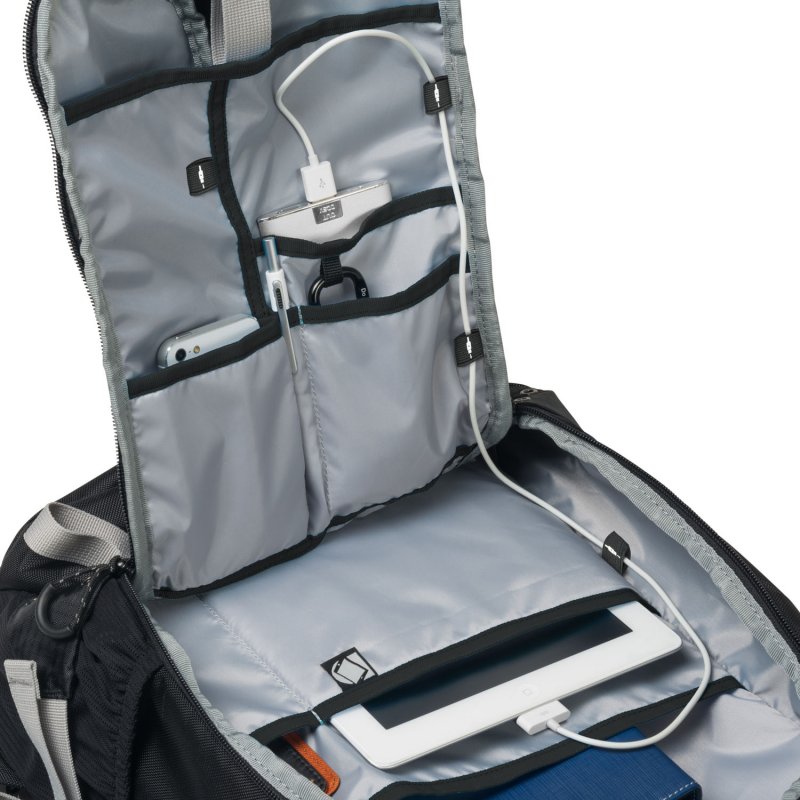 Dicota Backpack Active XL 15-17.3 black/ black - obrázek č. 7
