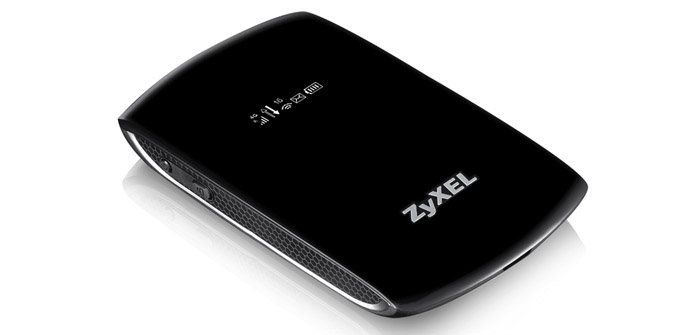 ZYXEL LTE portable AC dual band router WAH7706 v2 - obrázek č. 1