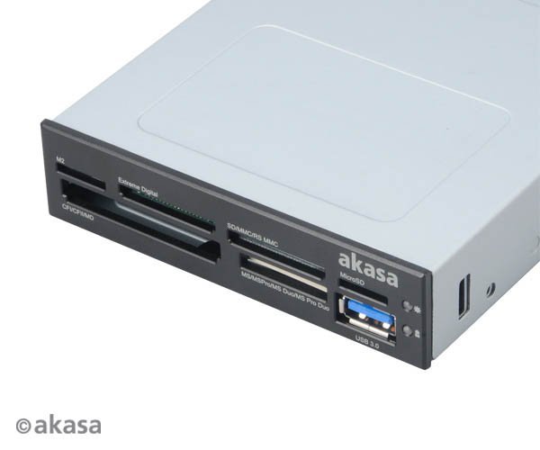 AKASA i/ e USB 2.0 interní čtečka karet + USB 3.0 - obrázek produktu