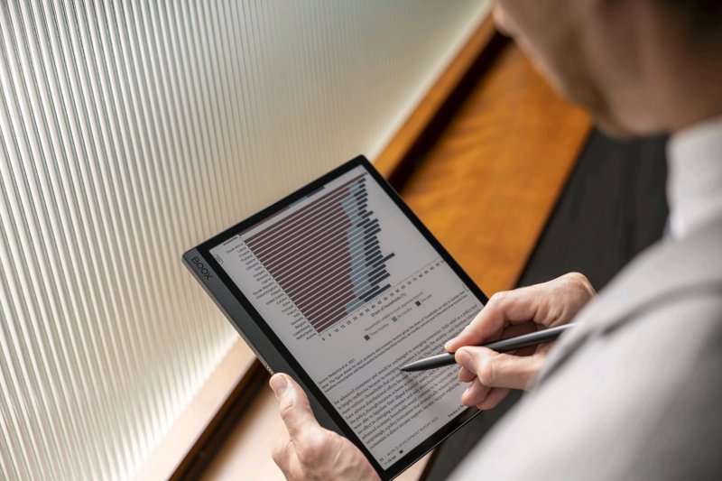 E-book ONYX BOOX TAB ULTRA C, 10,3" Kaleido, 128GB, podsvícená, Bluetooth, Android 11, E-ink displej - obrázek č. 2