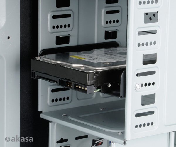AKASA SSD & HDD adaptér - 5,25" na 3,5"/ 2,5" 2 ks - obrázek č. 4