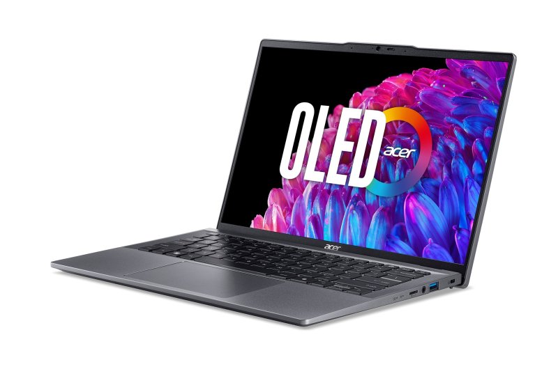 Acer Swift Go 14 / SFG14-63-R6E2 / R7-8845HS / 14" / 2880x1800 / 16GB / 512GB / AMD int / W11H / Gray - obrázek č. 1