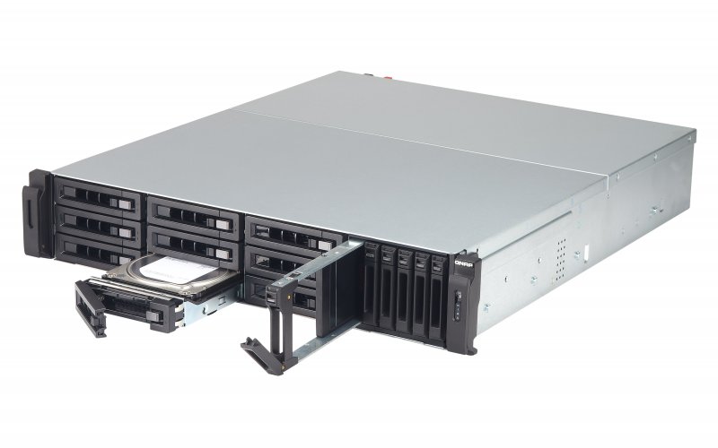 QNAP TVS-1582TU-i5-16G(3,4GHz/ 16GB RAM/ 1xHDMI1,4b) - obrázek č. 2
