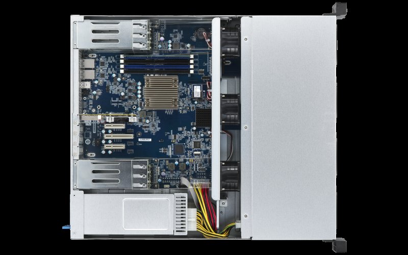 QNAP TS-1886XU-RP-D1622-8G (Xeon 3,2GHz, 8GB ECC RAM, 12x 3,5" + 6x 2,5", 4x GbE, 2x 10GbE SFP+) - obrázek č. 3