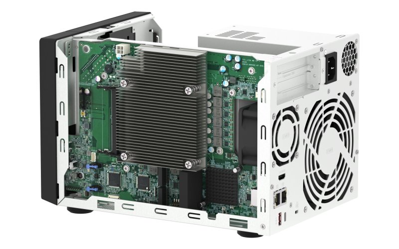 QNAP TVS-h474-i3-8G (4core 4,3GHz, ZFS, 16GB RAM, 4x SATA, 2x M.2 NVMe, 2x PCIe, 2x 2,5GbE, HDMI) - obrázek č. 4