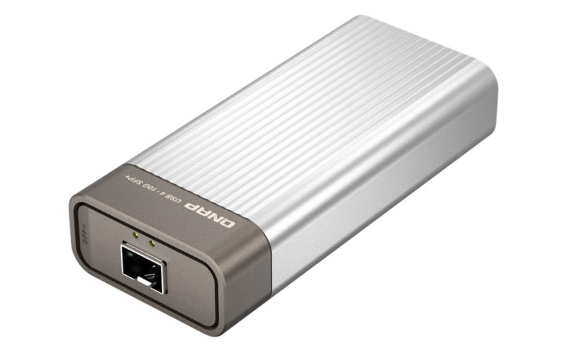 QNAP QNA-UC10G1SF- adaptér USB-C 4 (podpora Thunderbolt 3 a 4) na 10GbE SFP+ (pasivní chlazení) - obrázek č. 3
