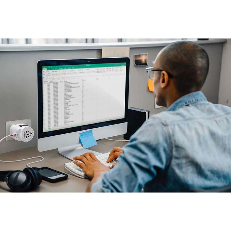 Cestovní adaptér 3pólový uzemněný s integrovanou rychlonabíjecí 45wattovou nabíječkou PD USB (1 x USB C a 1 x USB) SKR1302474 - obrázek č. 5