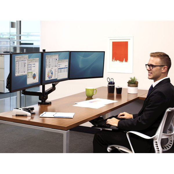 Držák monitoru Fellowes Platinum 3 ramena vedle sebe - obrázek č. 9