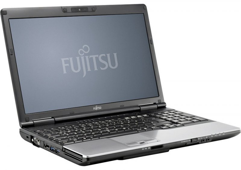 FUJITSU LIFEBOOK E782 15,6" / Intel Core i5 / 320 GB / 4 GB - obrázek č. 1