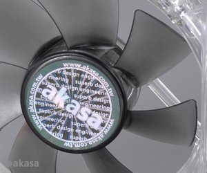 ventilátor Akasa - 8 cm - Smokey - tichý - obrázek č. 1