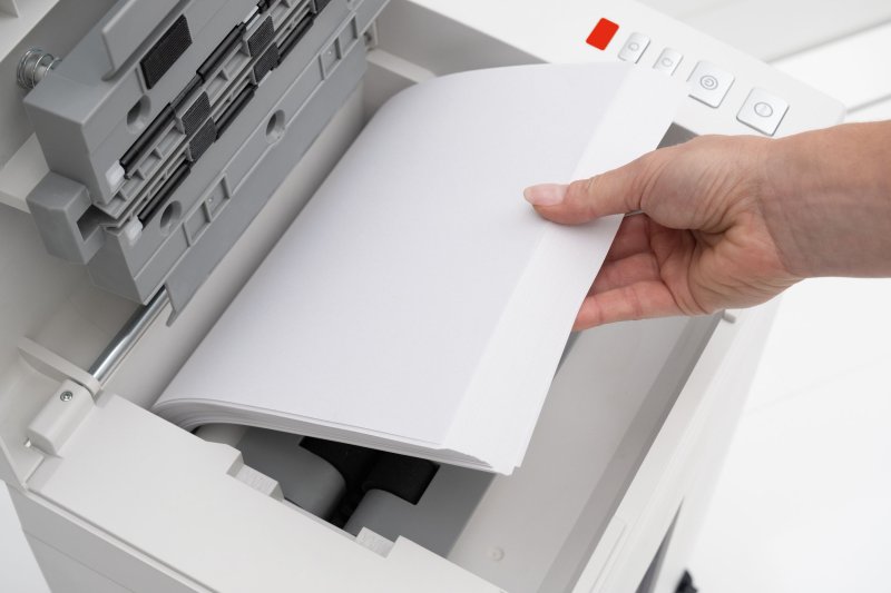 Skartovač EBA Shredcat 8291 Auto C 4 x 10 mm - obrázek č. 1