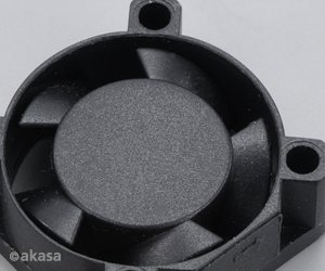 ventilátor Akasa - 2,5 cm - černý - obrázek č. 1